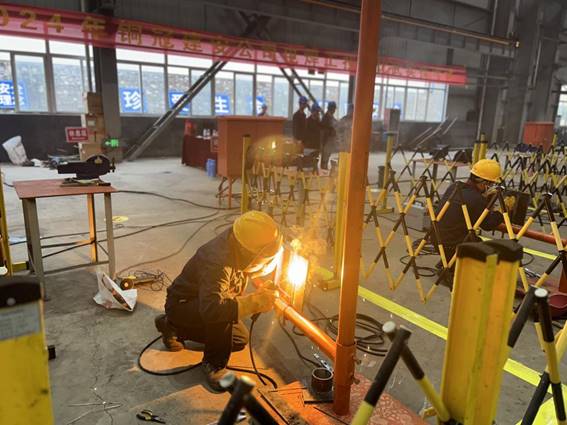 公司舉辦電焊工、電工技術比武