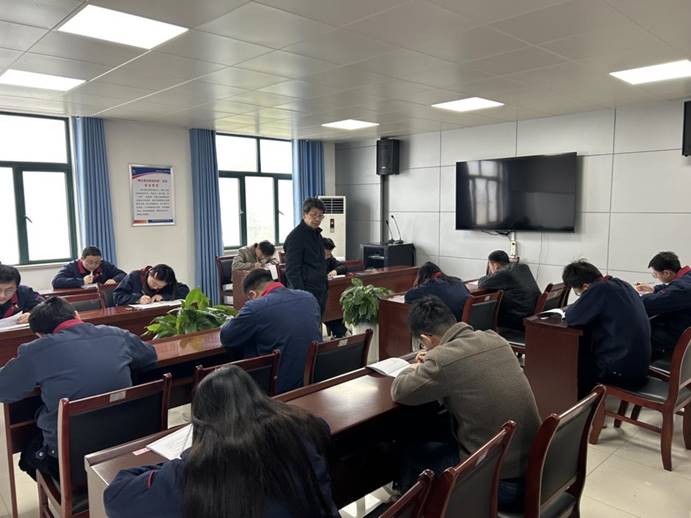 建材公司、檢測(cè)公司聯(lián)合開展管理人員業(yè)務(wù)提升考試